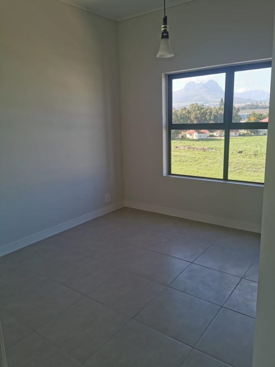 To Let 2 Bedroom Property for Rent in The Huntsman Western Cape